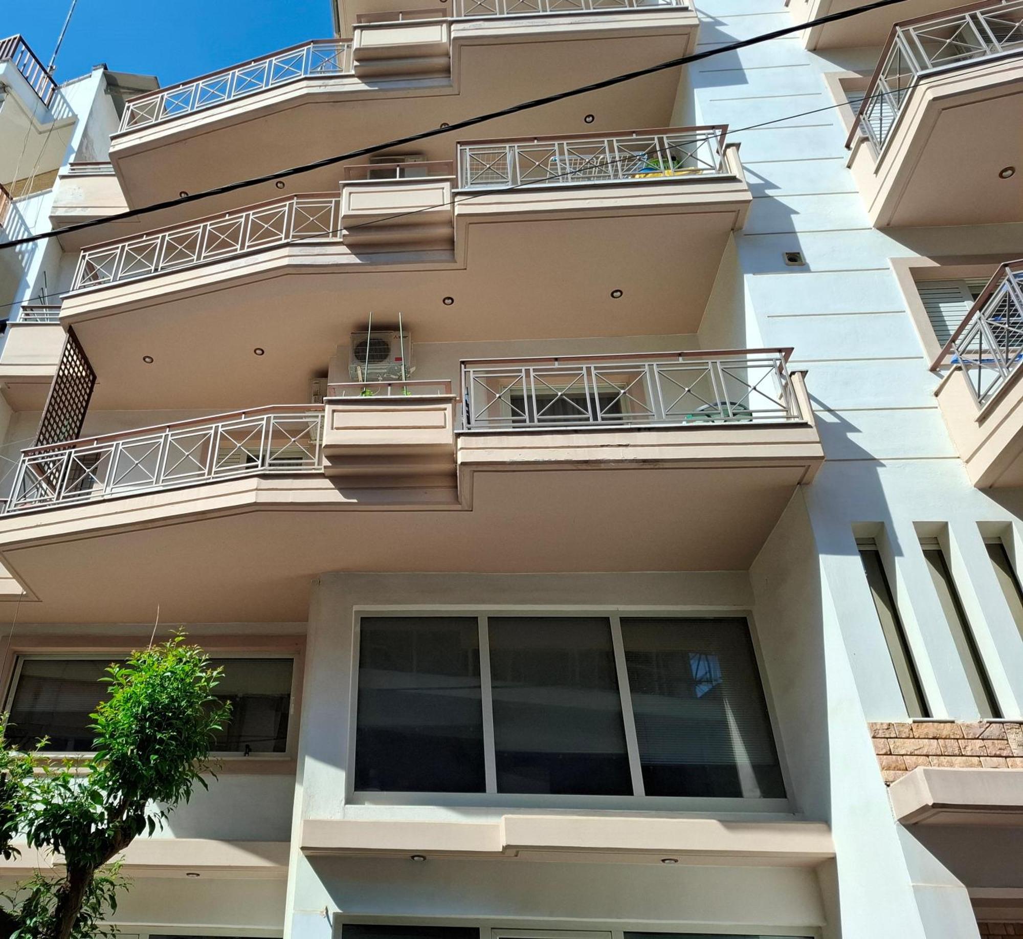 Απέριττον 2 Διαμέρισμα Τρίκαλα Εξωτερικό φωτογραφία